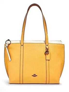 ❌NOT FOR SALE❌ Coach 2020 EUC 100% Leather May Large Tote mustard yellow & chalk